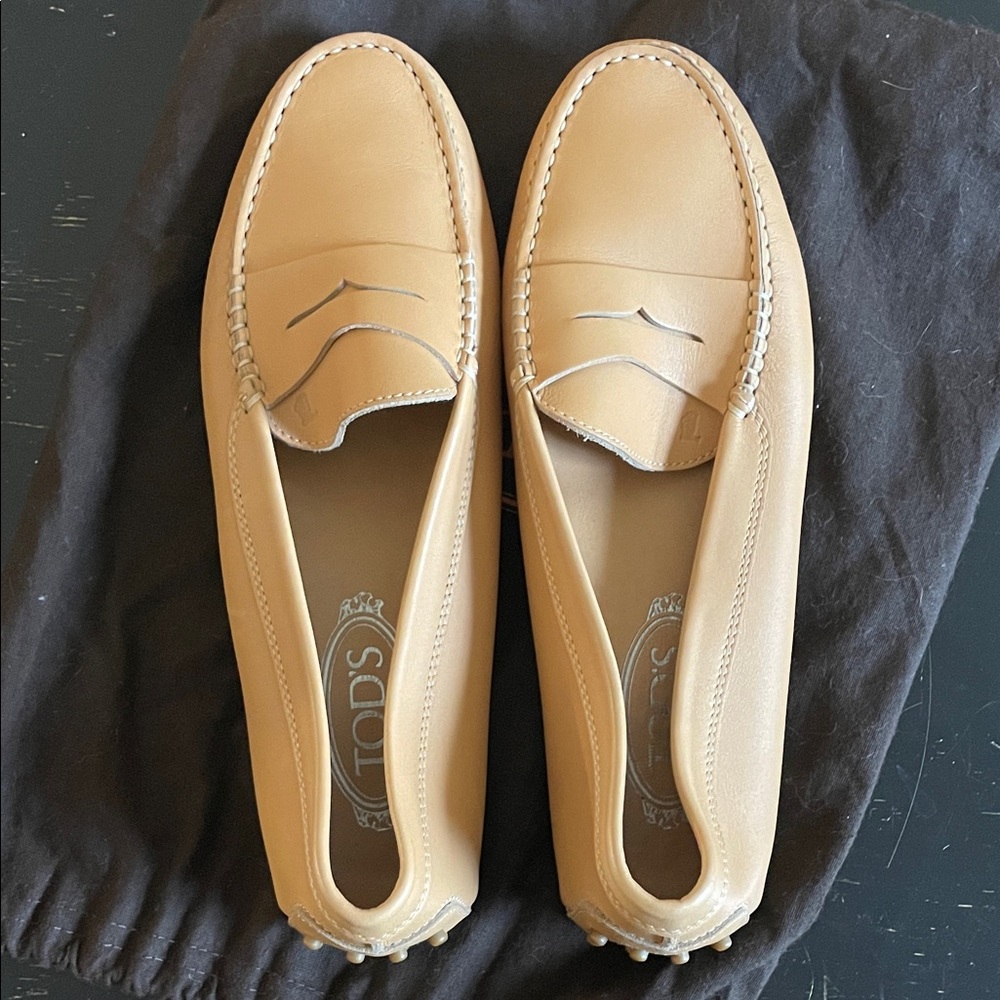 Tod's Beige Leather Slip-On Loafers